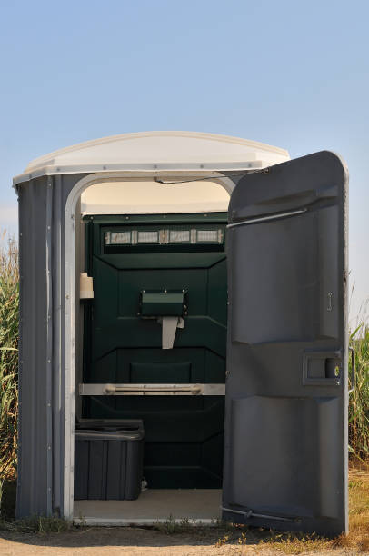 Best Porta potty rental near me  in Seminole, TX